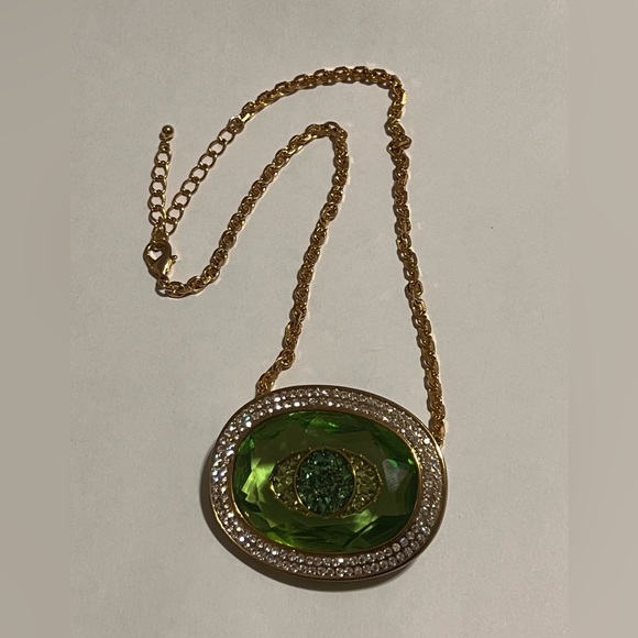 Evil eye emerald necklace - Picture 2 of 3